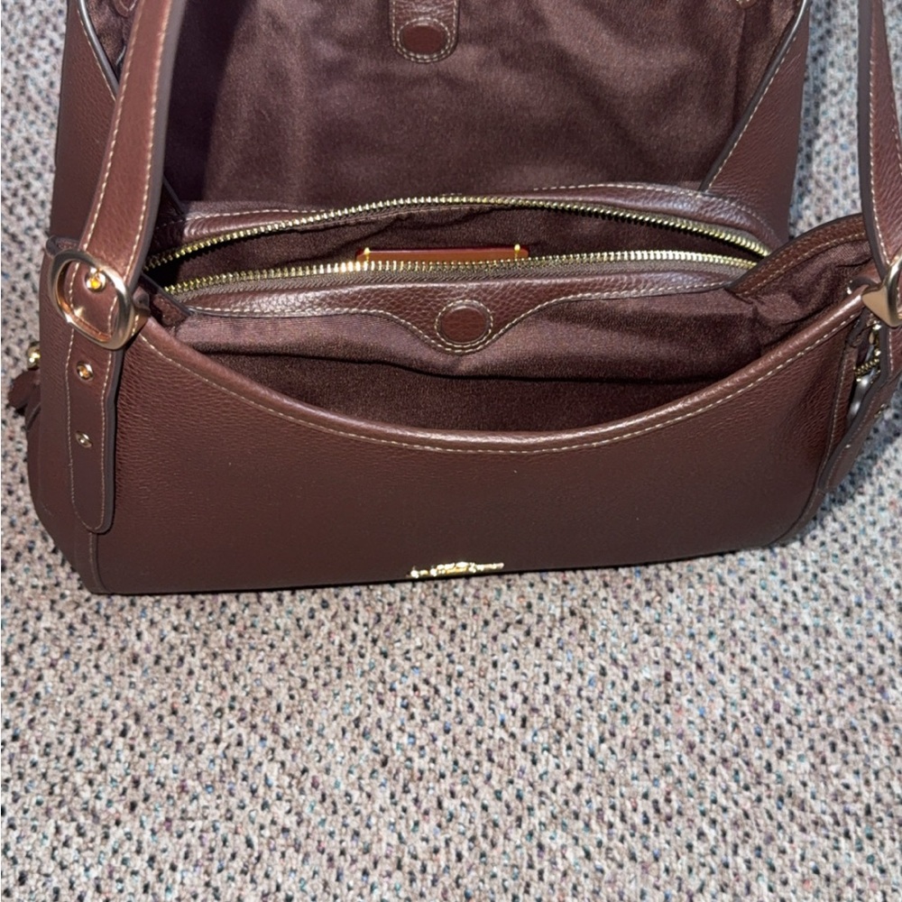 Erin Shoulder Bag - Picture 8 of 16
